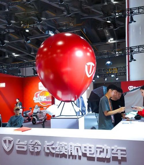 江南体育台铃电动自行车续航最长的车 在浙江展引围观(图1)